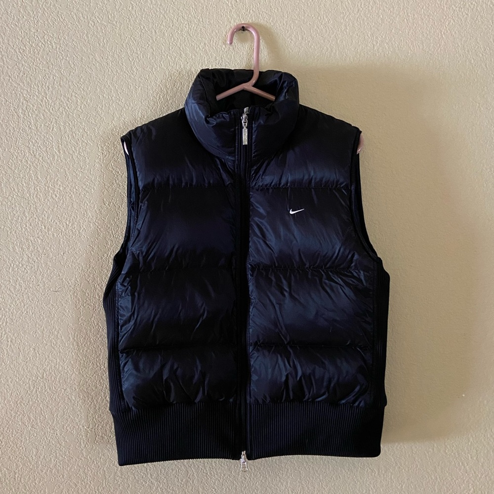 Nike vest